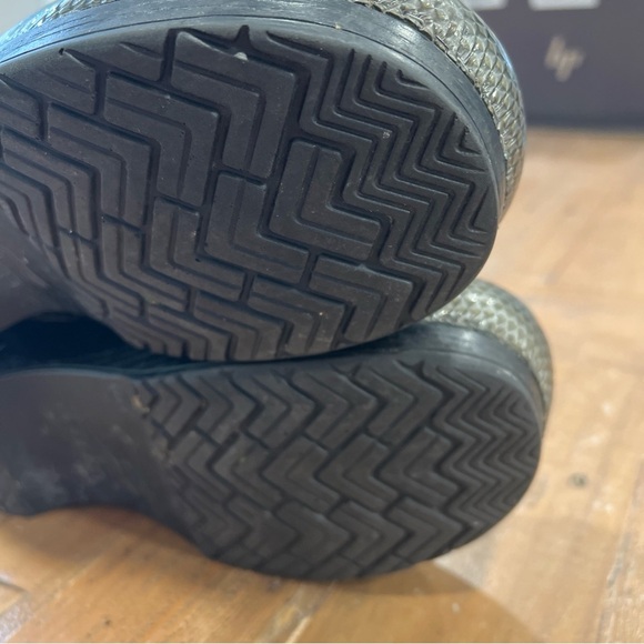 Dansko Womens Professional Clog Leather EU 41 US 10 Metallic Geometric Comfort - Picture 11 of 12